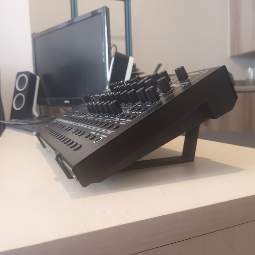 Roland synthesiser - roland,